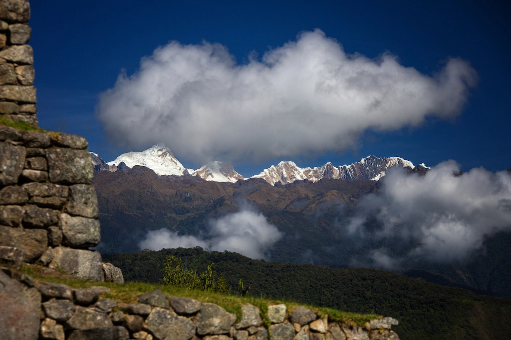 Kanchenjunga mountains and hills