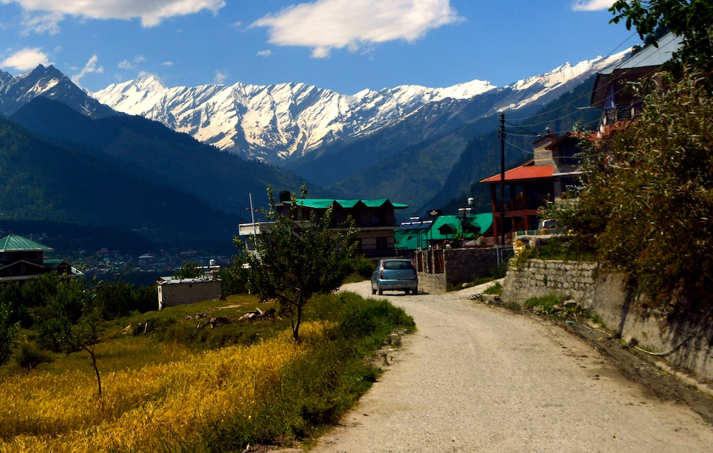 Taxi at Himalayas