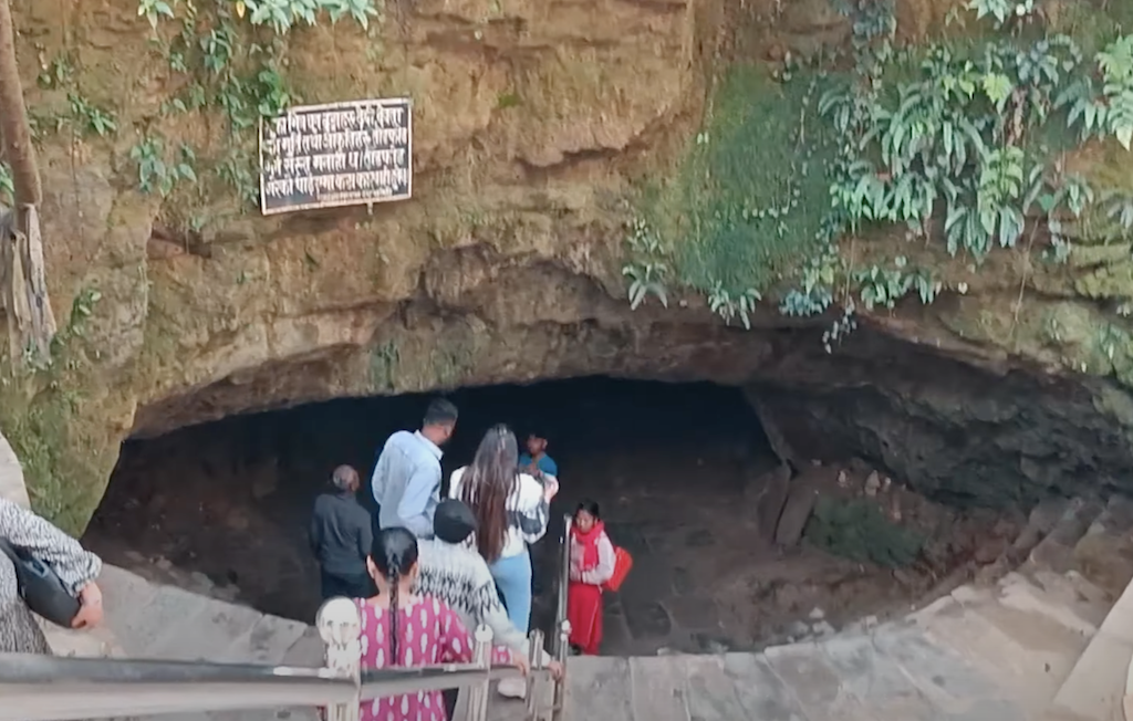 Mahendra cave, Pokhara