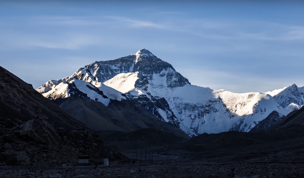 Mount Everest - Trekking in Tibet
